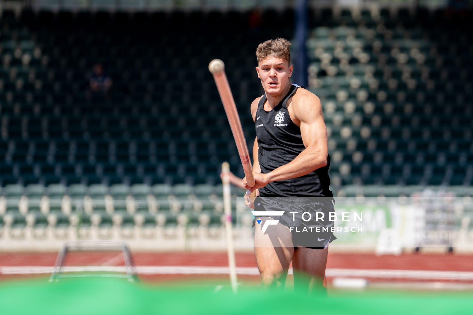 Marcel Meyer (Hannover 96) im Stabhochsprung am 03.07.2022 waehrend den NLV+BLV Leichtathletik-Landesmeisterschaften im Jahnstadion in Goettingen (Tag 1)